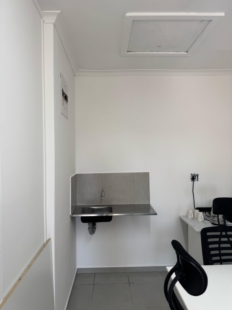  Bedroom Property for Sale in Hillcrest Heights Western Cape
